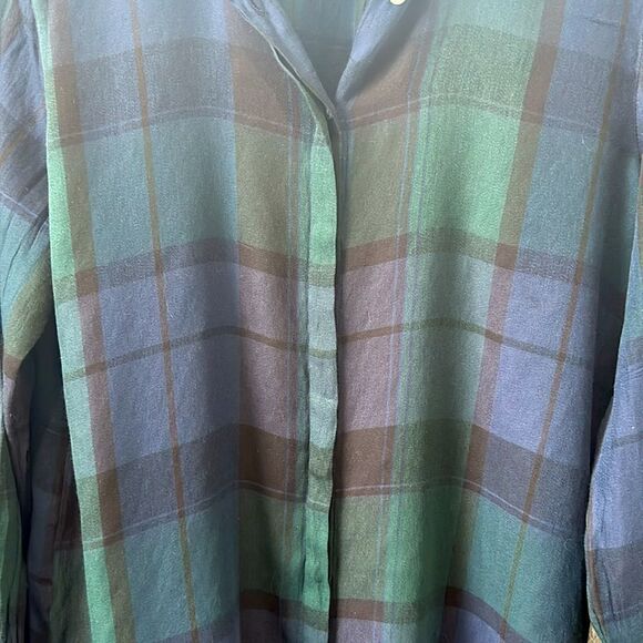 Loft plaid button-down shirt - Picture 5 of 9